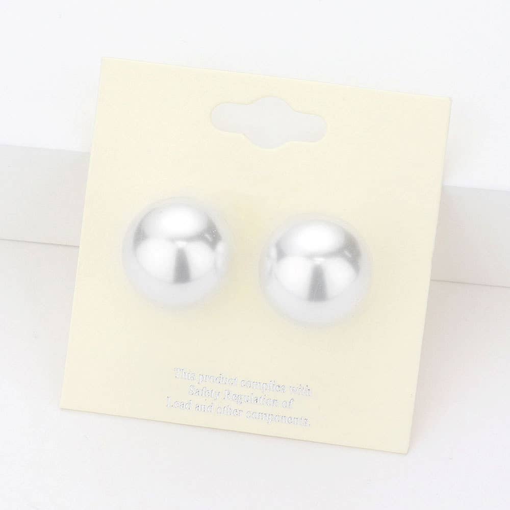 Pearl Posse Earrings: The Show-Off